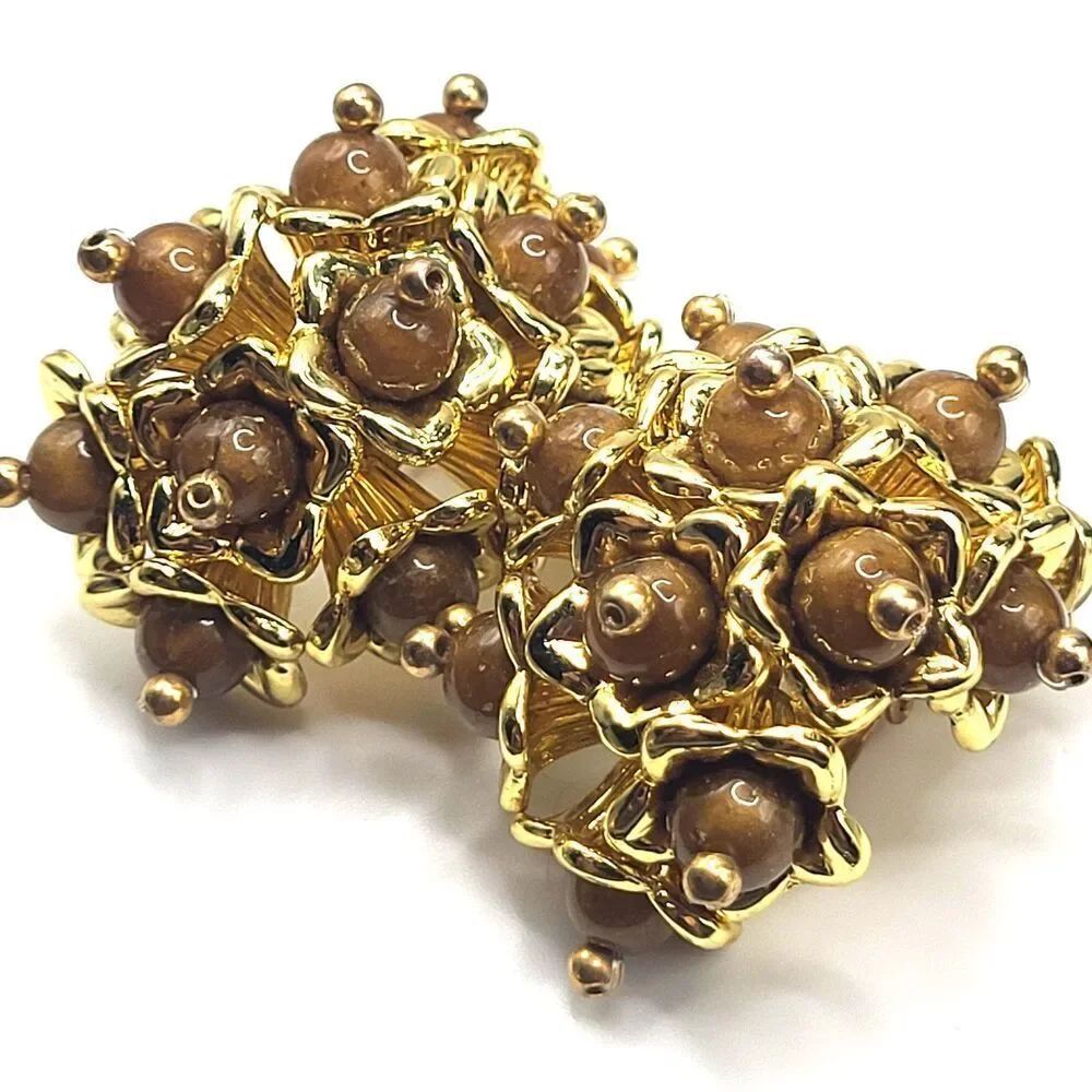Vintage 50s Brown Cluster Acrylic Earrings 2in